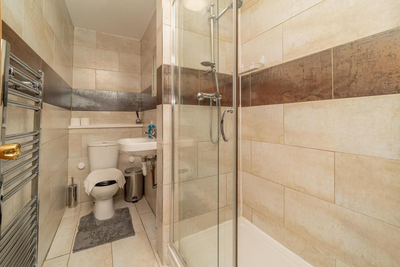 Flash Sale Brighton Train Station 3 Bedrooms Flat Bn12Ter02 Dış mekan fotoğraf